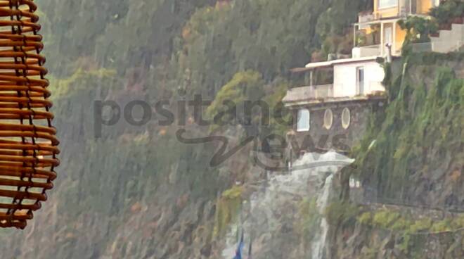 Positano: fango e detriti sulle strade