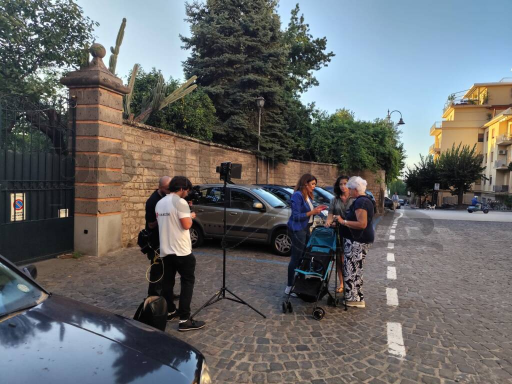 Positanonews con la Vita in Diretta, intervista alla mamma del piccolo Ethan e alla nonna.