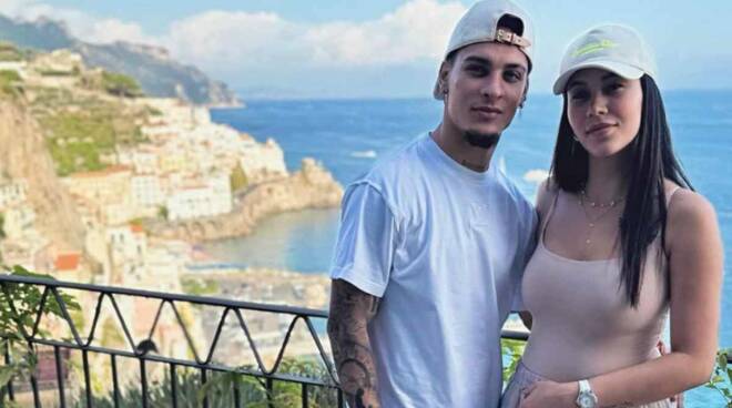 Proposta di matrimonio in Costiera di Antony, ala del Manchester United