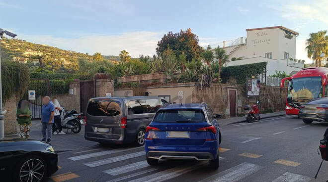 Sant'Agnello, incidente stradale in Via Crawford